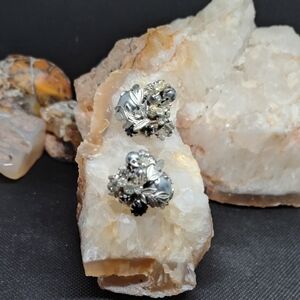 Vintage Clip On Silver Filigree and Black Floral Leafy Earrings